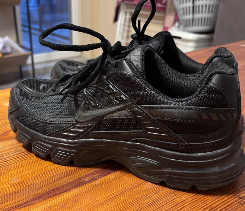 Nike Initiator
