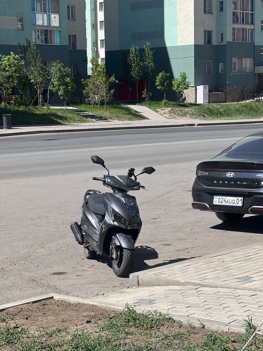 Мопед LiYa m8 pro 125 m3