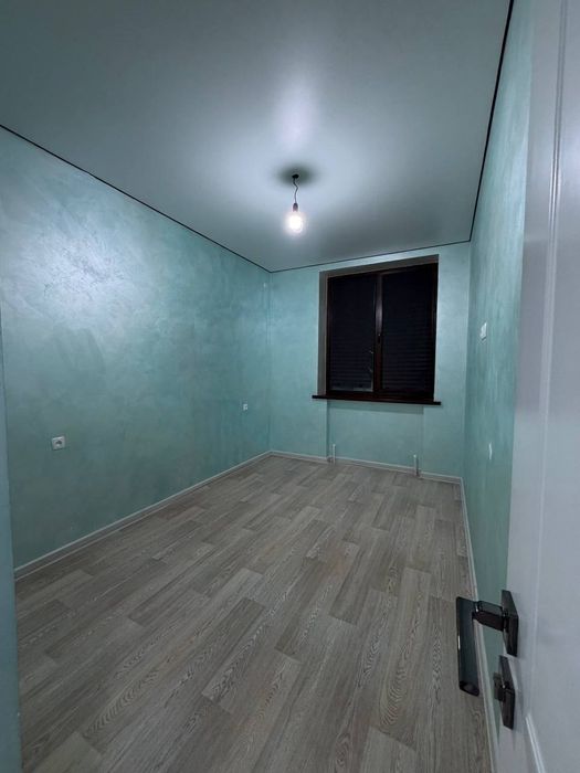 Срочно продается квартира 2/4/7,Чиланзар-13.