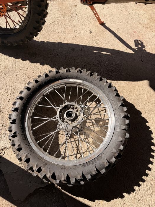 KTM roata 18 enduro.