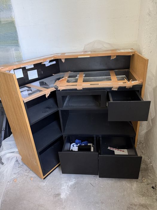 Каса за магазин, студио за красота