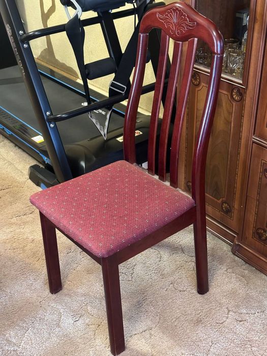 Срочно!!! Состояние идеальный. Стол и 12 стyл   дуб. Малайзия