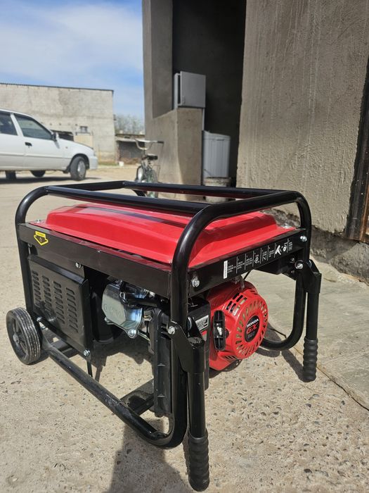 Генератор Honda   .