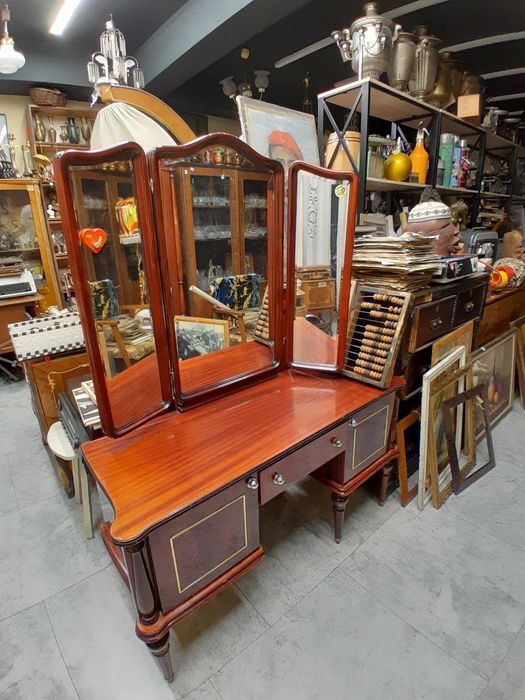 Винтажные столы тумбы трюмо СССР ССР