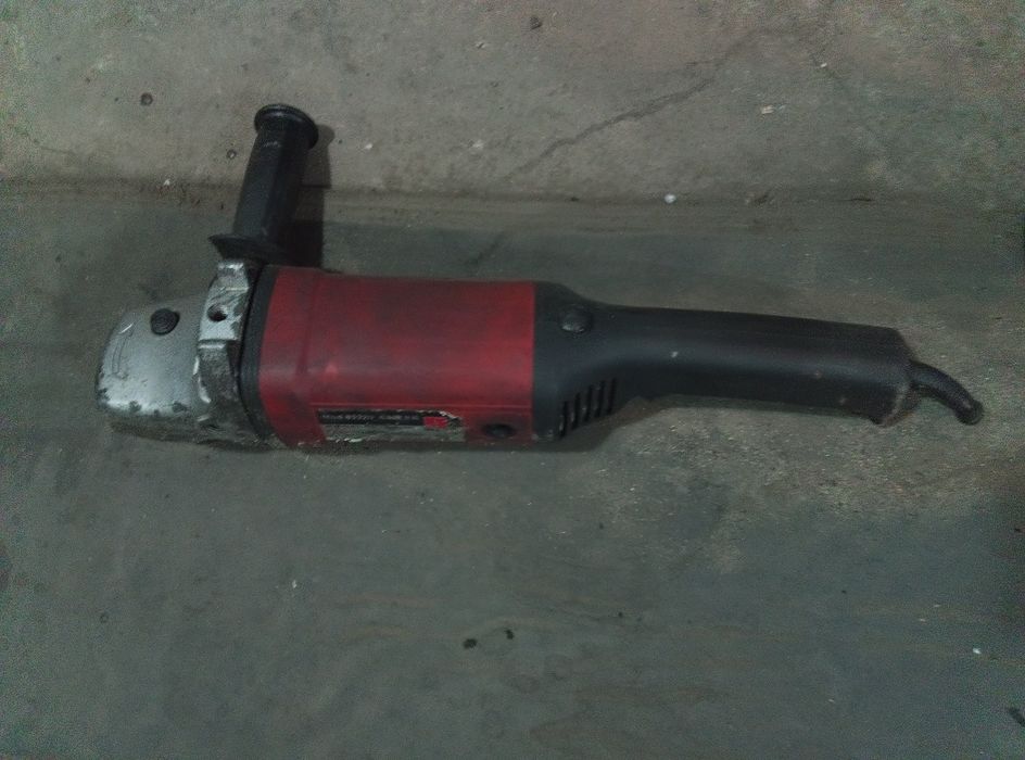 Продам болгарку.