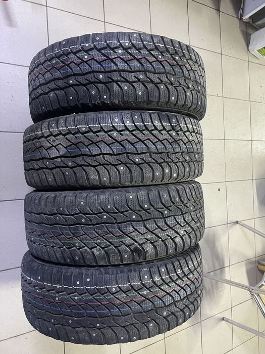 Продам резину Viatti!