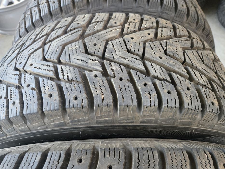 Anvelope iarna 225 60 17 Hankook dot2022 ca si noi