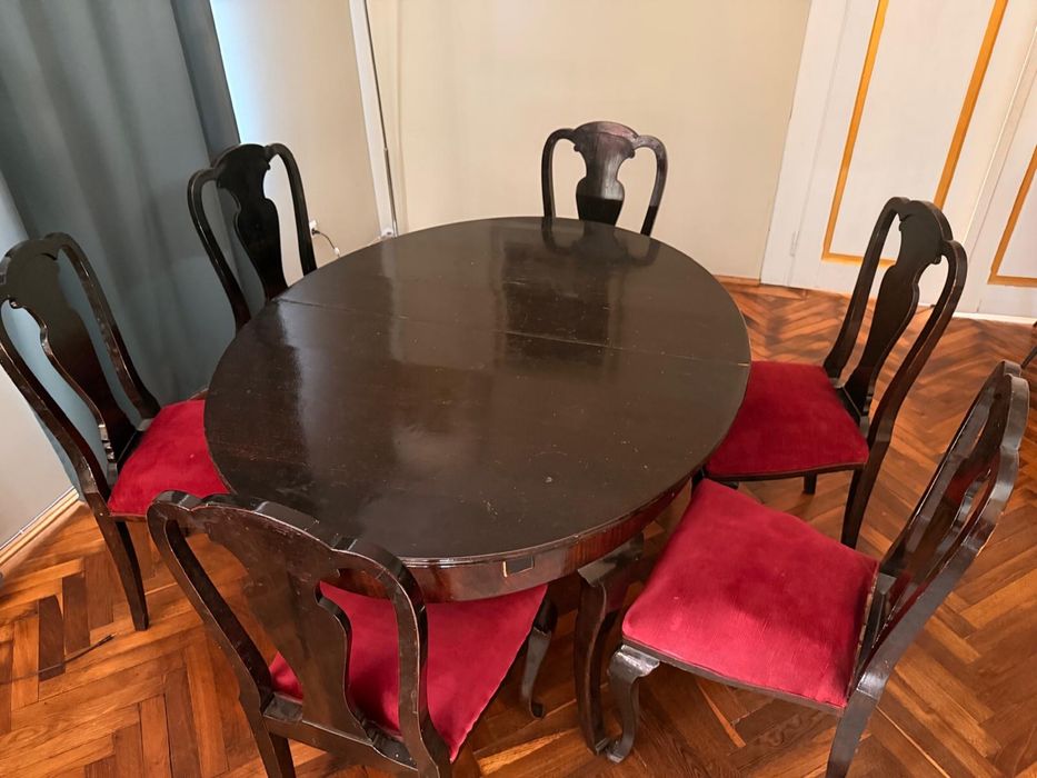 Masa de lemn extensibila + 6 scaune