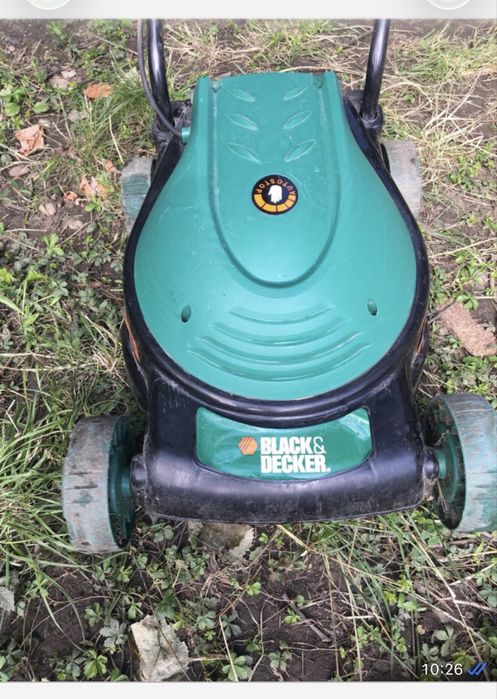 Maşina pentru tins iarba Black&Decker utilizată. Fara deteriori. Functională