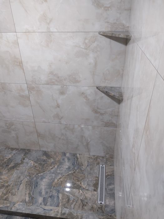 Плиточник Кафельщик  Профессиональный мастер, опыт более 15 лет.