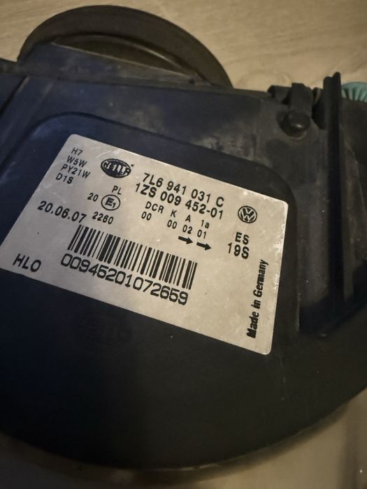 Фарове фар Туарег VW Touareg facelift Xenon