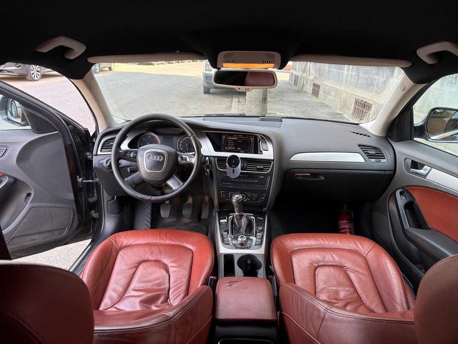 De vanzare Audi A4 B8 2009 2.0 TDI
