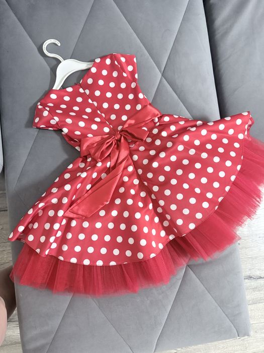 Продам платье для девочки