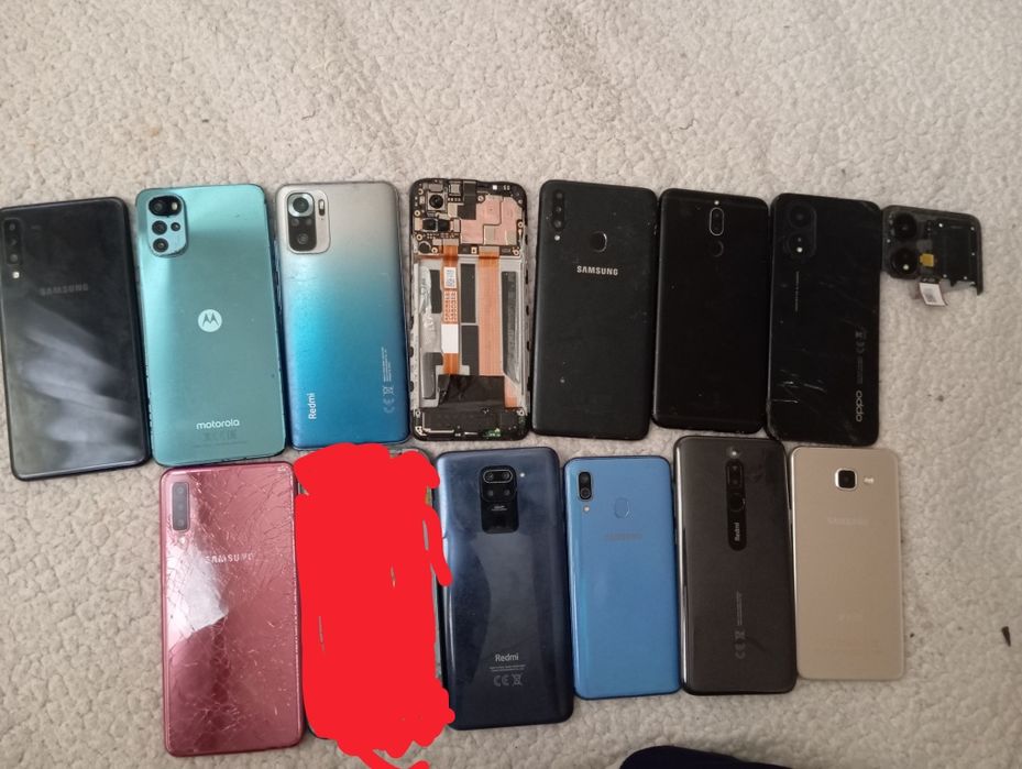 Продам телефоны на востоновление