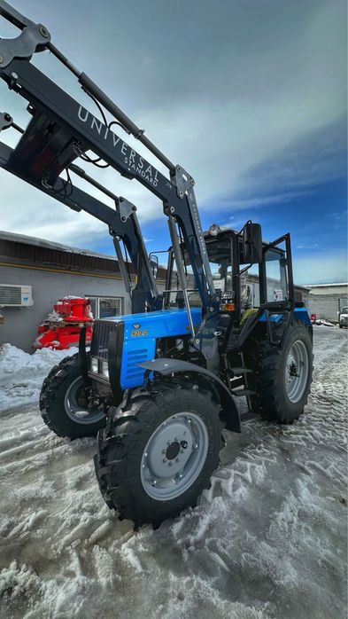 Продам фронтальный погрузчик Универсал