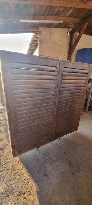 Vand ferestre lemn masiv de brad cu obloane