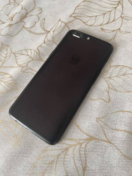 OnePlus 5 продам