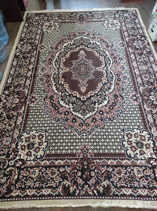 Гилами ювдириб, сотувге куйилди. Нархи 220.000