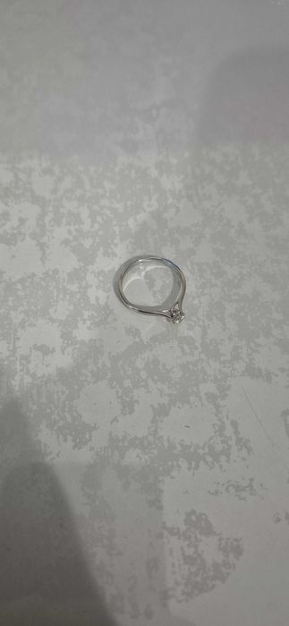 Златен пръстен бяло злато 22k