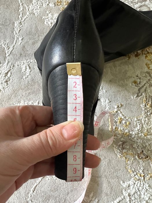 Продам сапоги Баскони