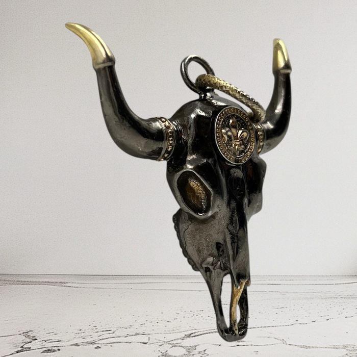 Сребърна висулка bloom бик