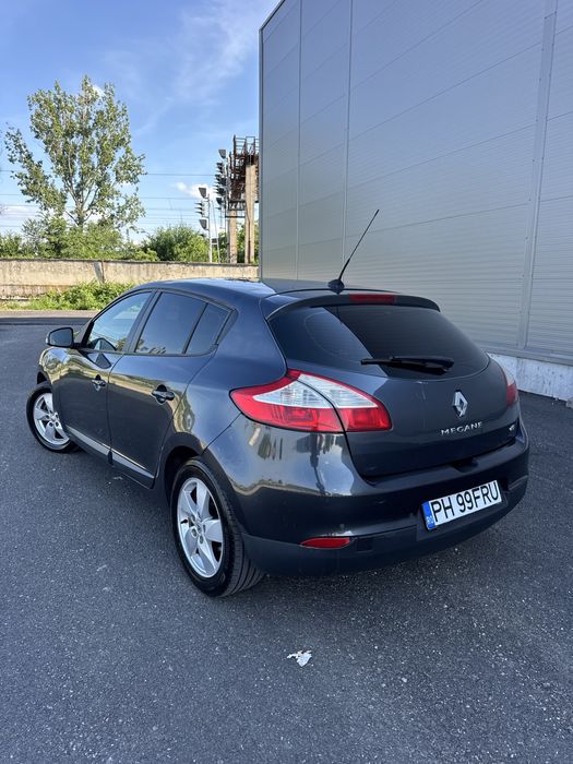 RENAULT Megane 2012 — imagine 2
