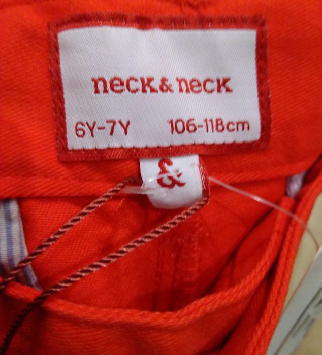 Елегантен панталон Neck Neck