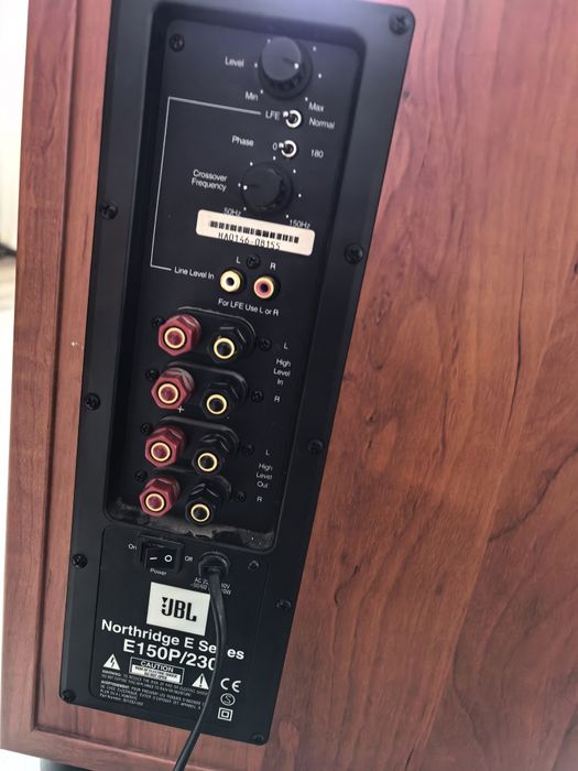 Subwoofer JBL E150P