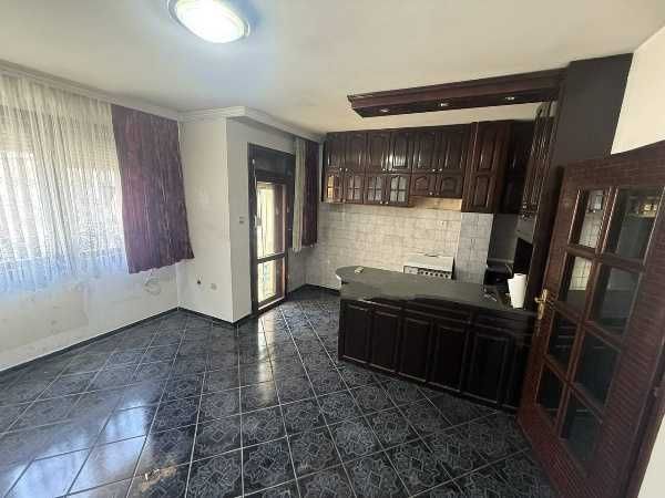 Продава се Тристаен апартамент в Пловдив, Мараша - 96 кв.м за 957 €/кв.м - Снимка #5