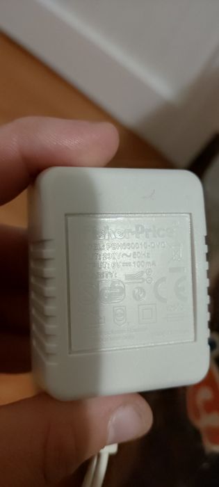 Sistem interfon Fisher Price pentru monitorizarea bebelușilor/copiilor