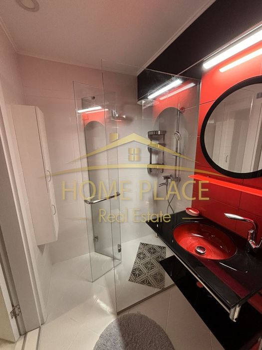 ДВУСТАЕН апартамент под наем - Център