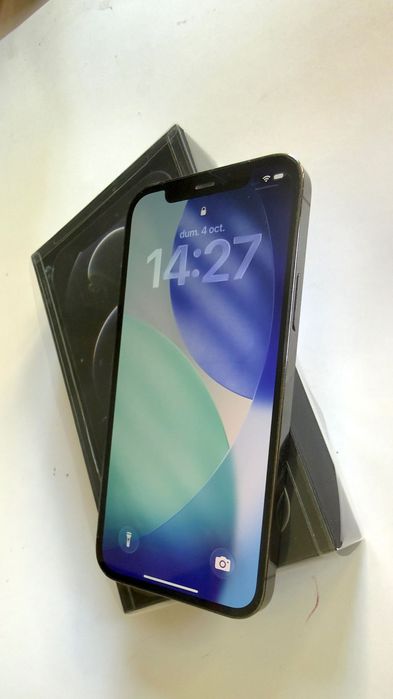 Apple iPhone 12 Pro 128 GB – cu cutie, stare bună