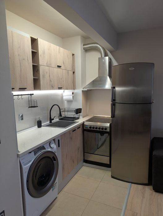 Дава се под наем Двустаен апартамент в Варна, ХЕИ - 50 кв.м за 612 € - Снимка #9