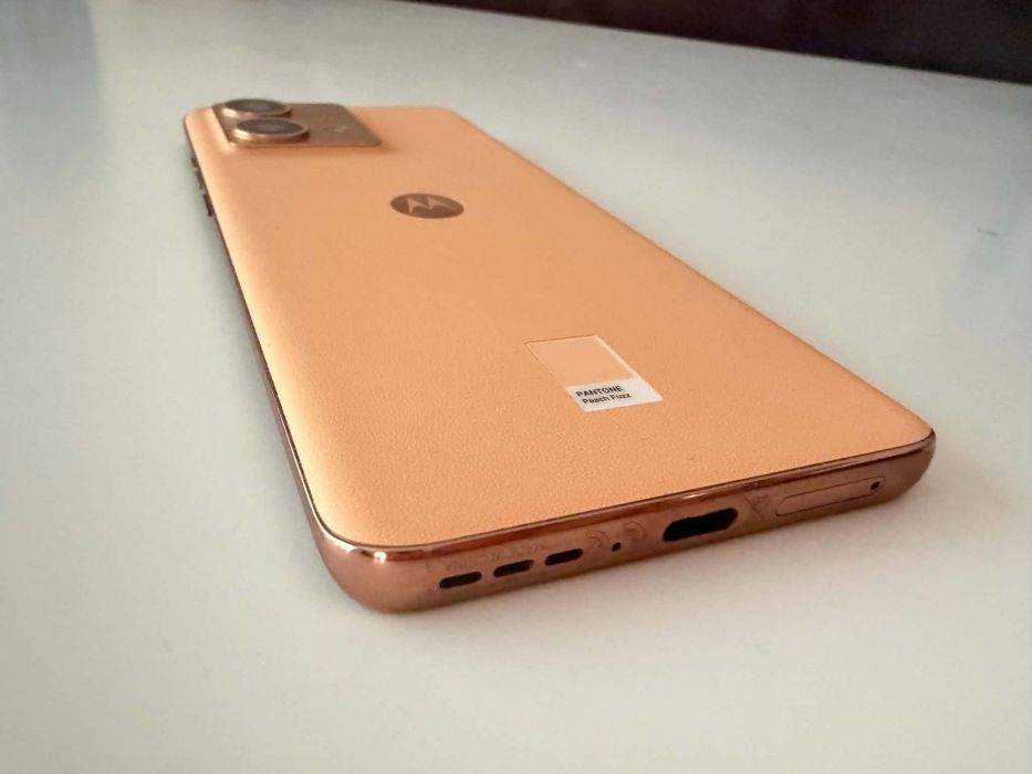Гаранционен Moto Edge 40 Neo