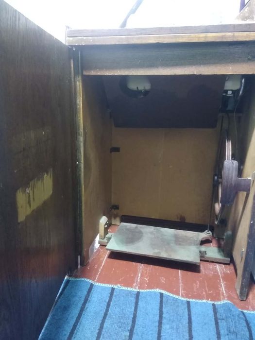 Продаётся швейная машинка советский