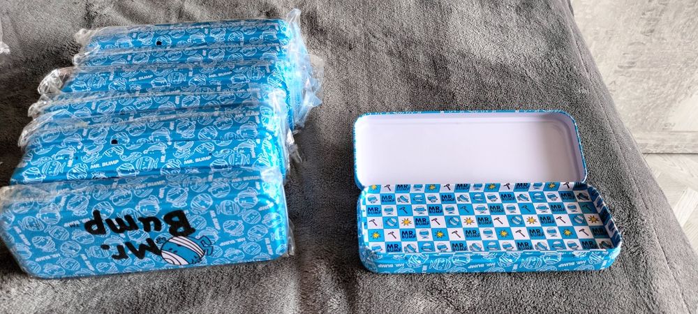 Школьные пеналы металлические