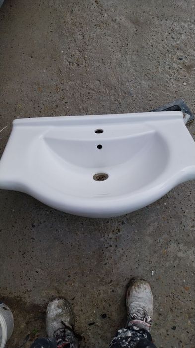 Мивки за баня