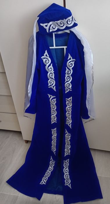 Продам детские костюмы