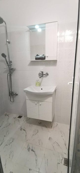 Дава се под наем Двустаен апартамент в Пловдив, Младежки Хълм - 60 кв.м за 510 € - Снимка #4