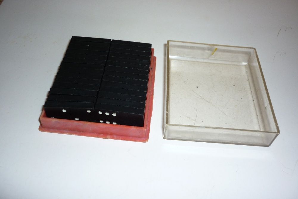 Ретро малко домино - 10 лв.