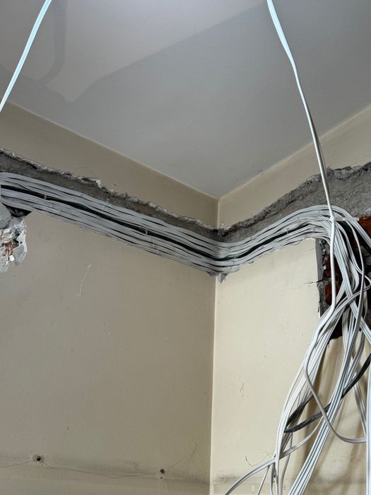 Електроуслуги,Електротехник,Изграждане на електро-инсталации София