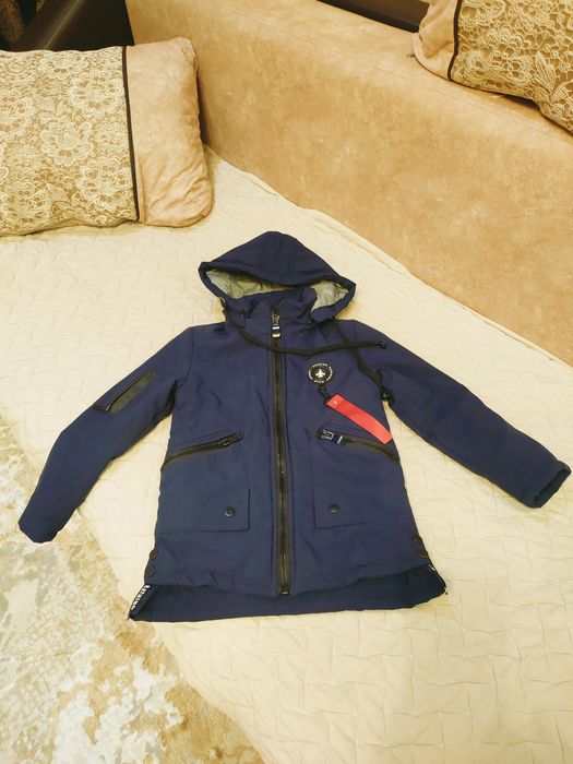 Продам куртку на мальчика