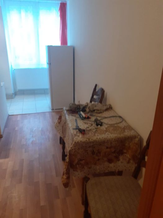 Dau în chirie garsoniera strada Ostrovului cu 800 lei