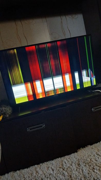 Отдам телевизор на зап части