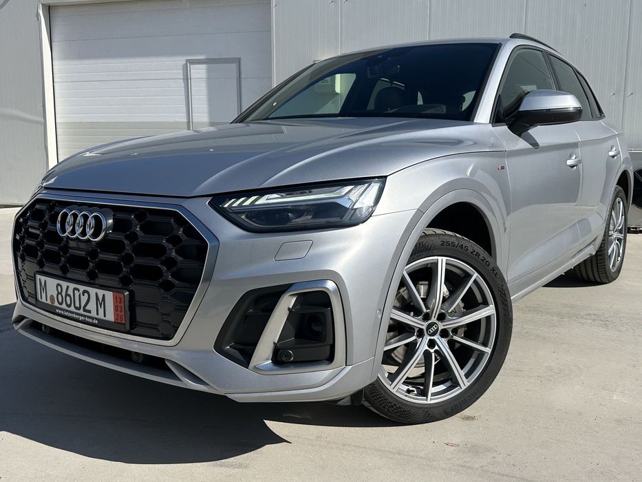 Audi Q5 S-Line+, Interior Audi Exclusive,LED Matrix, Masaj, Head-up, Distronic