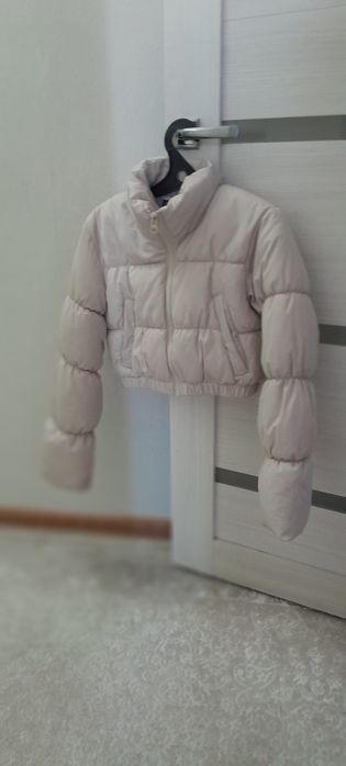 Продам верхнюю одежду.