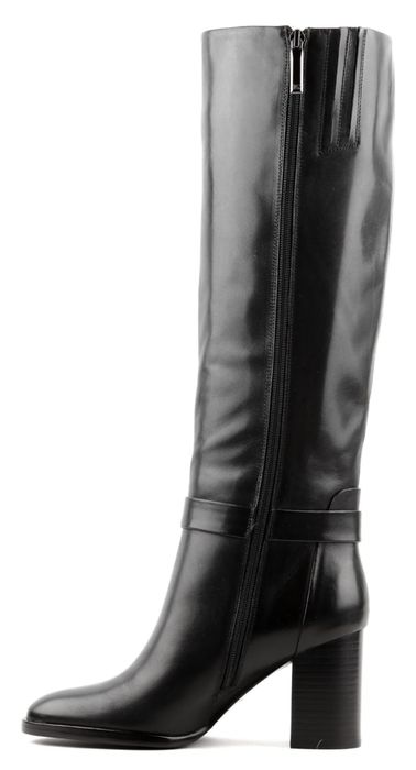 Продам Женские сапоги зимние