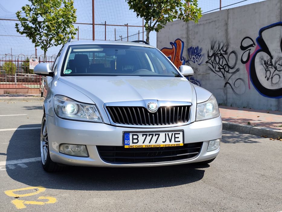 SKODA Octavia 2011 — imagine 4