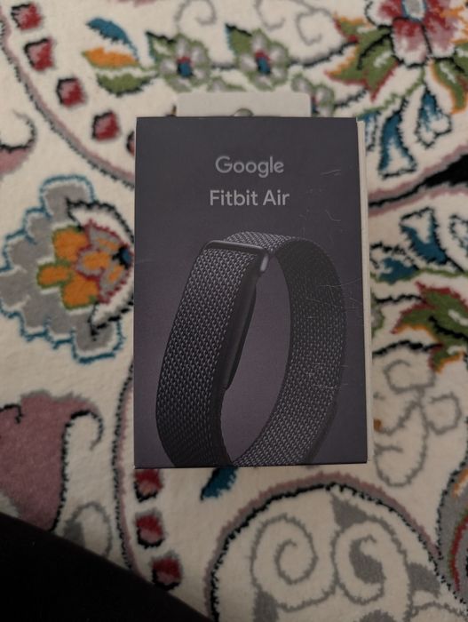 Fitbit air yangi
