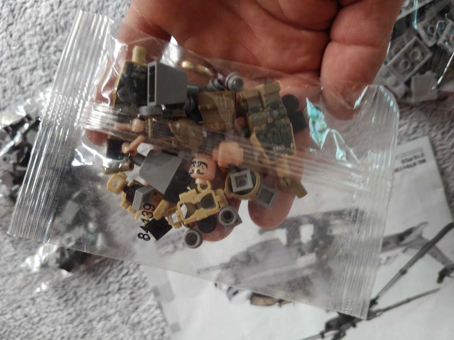 Joc constructii 212 pcs tip Lego elicoptere KAZI cu 2 figurine incluse